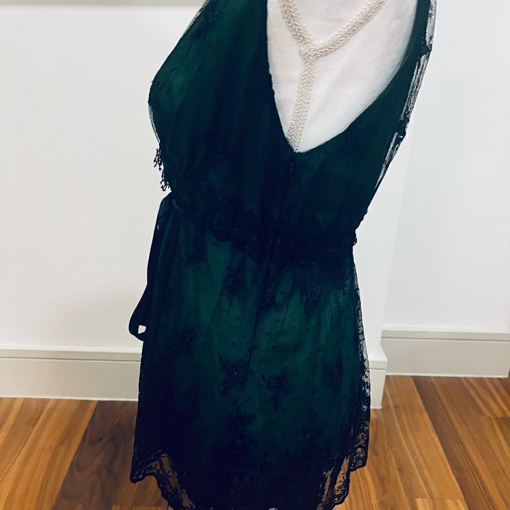 Miguelina silk/lace blouse size large - Picture 6 of 9